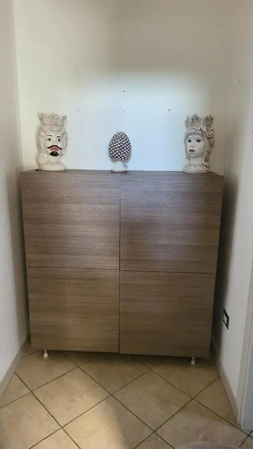 דירות קטאניה Chalaro' Apartament
